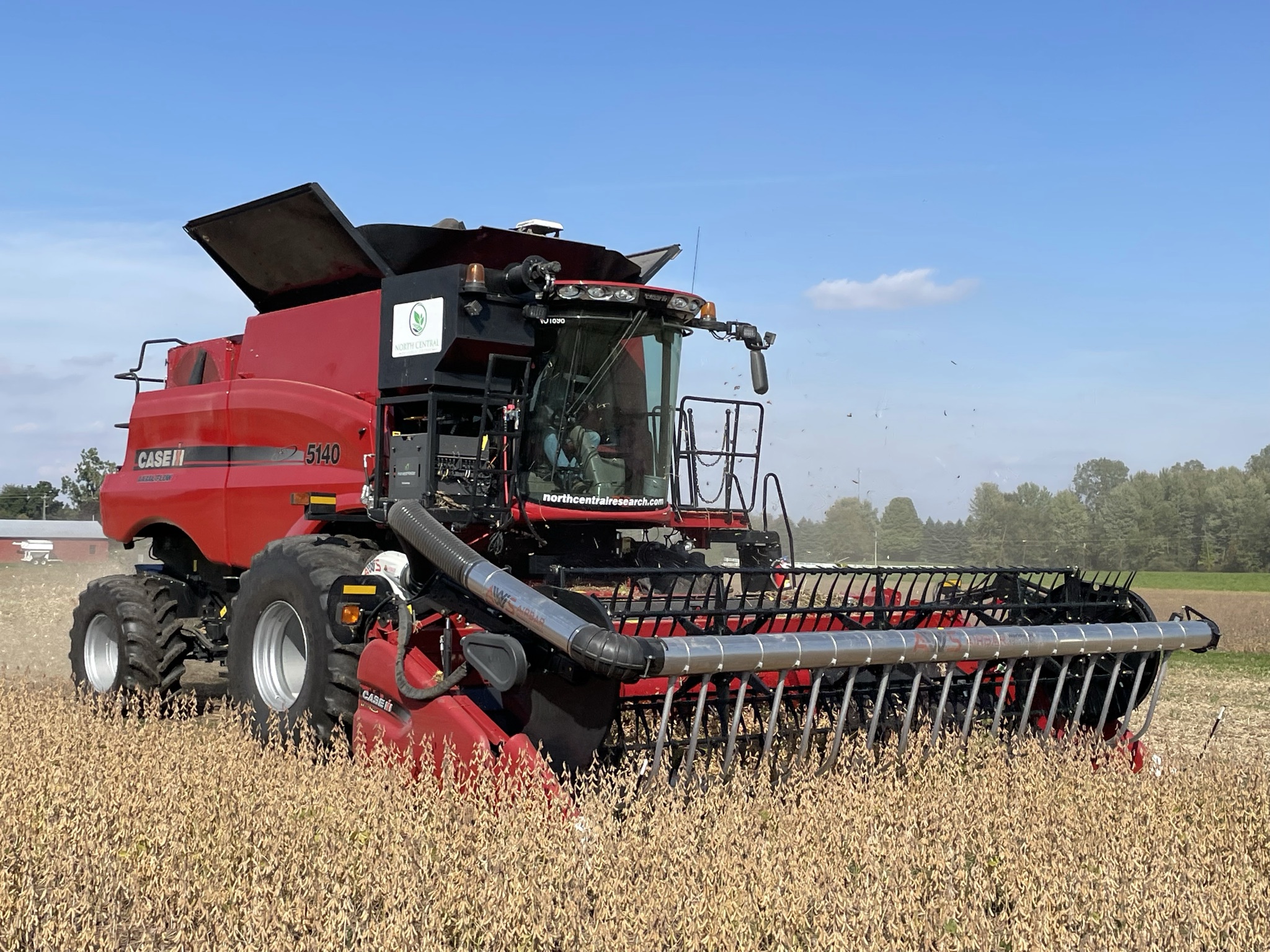Accurate plot yield with HarvestMaster GrainGage technology.